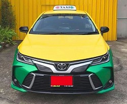 บริการเหมารถตู้ บริการเช่ารถตู้ บริการรับส่งทุกพื้นที่ ทั่วไทย แท็กซี่ใหม่สะอาดแอร์เย็นสบาย มีระบบ Gps มีมาตรฐานด้านบริการ  บริการที่ดี้ยี่ยมรับประกันได้ บริษัทเป็นต่อแท็กซี่  PHENTOR TAXI บริการแท็กซี่มิเตอร์ เหมารถตู้ เช่ารถตู้ พร้อมคนขับ บริการเช่ารถตู้ แท็กซี่ขนาดใหญ่ 7ที่นั่ง PRIVATE TAXI AND VAN FOR REN